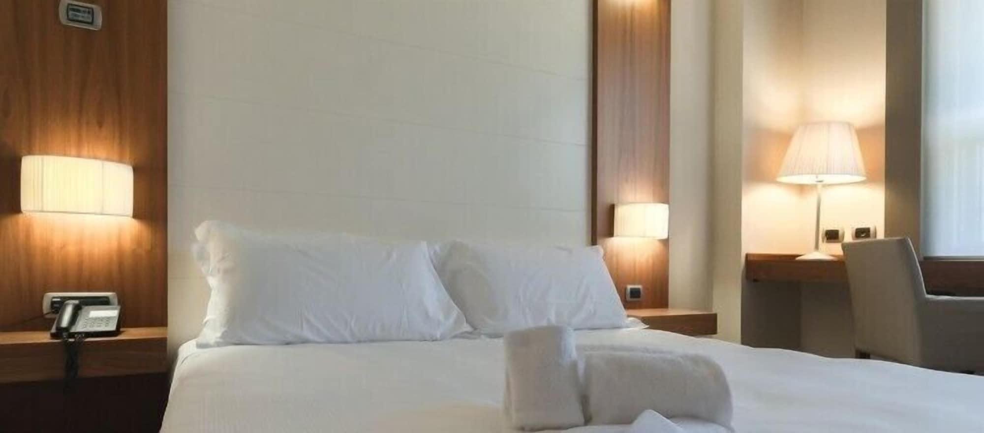 Hotel Barrage Pinerolo Dış mekan fotoğraf